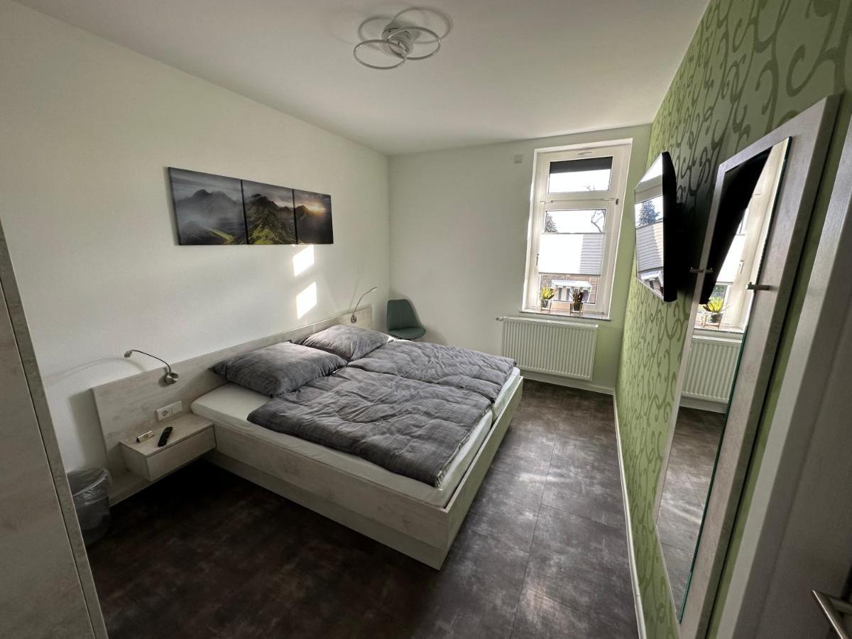 Pension Am Stadtrand Zerbst Esterno foto
