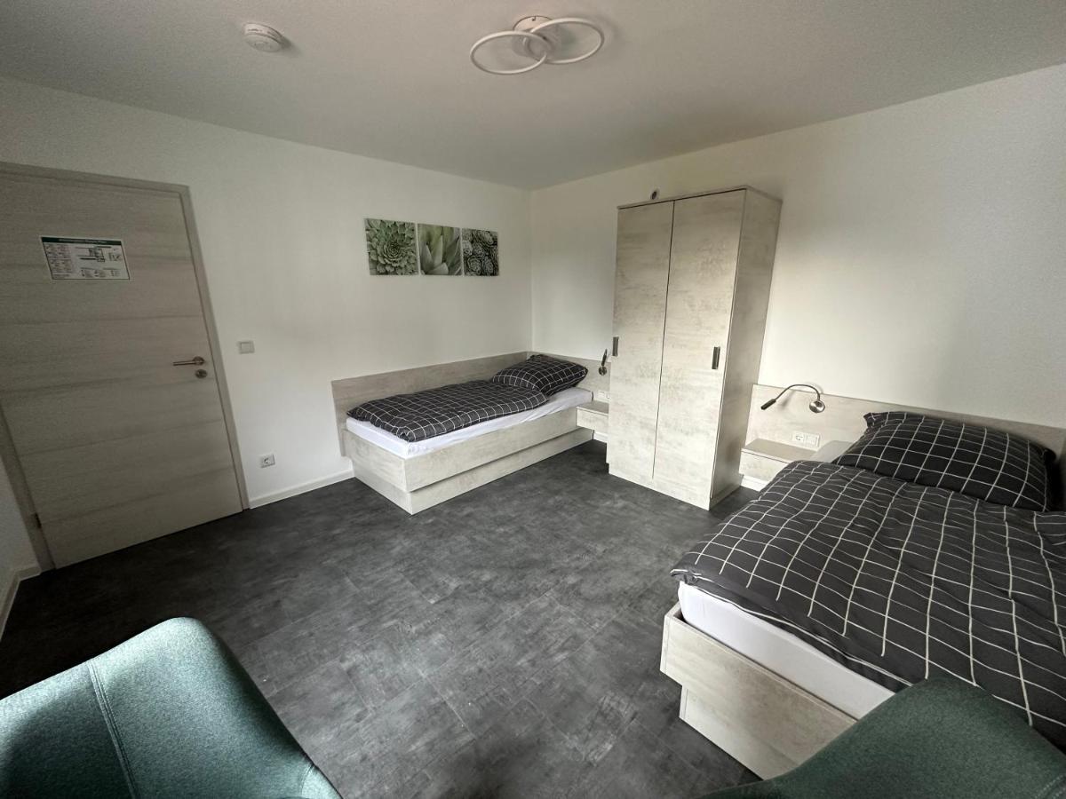 Pension Am Stadtrand Zerbst Esterno foto